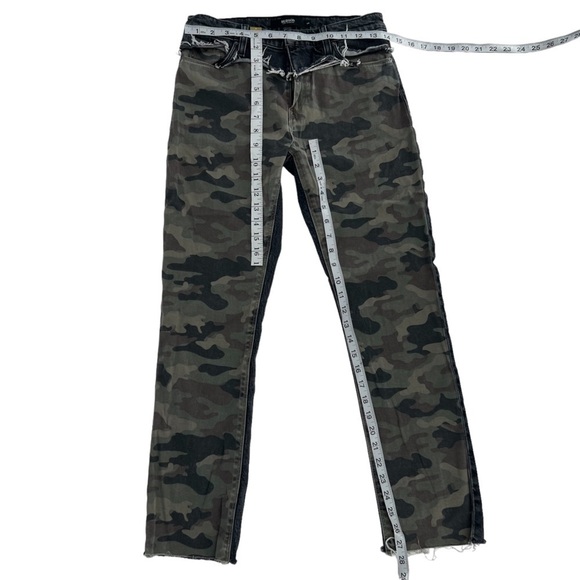 Hudson Black Barbara High-Rise Green Camo Step-Hem Jeans Size 26 Women’s - Picture 6 of 6
